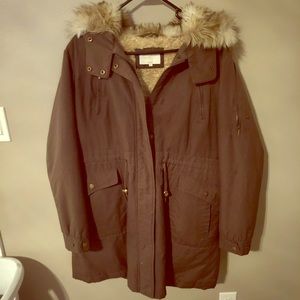 Women’s fuzzy hooded jacket xl